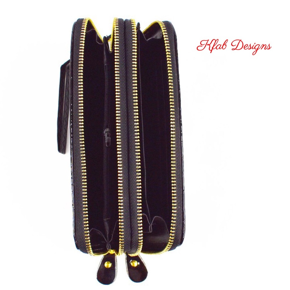 ❤️LAST 1! Elegant Textured Floral Wallet! - Picture 5 of 5